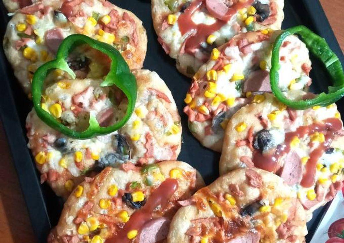 طرز تهیه پیتزا تپل و خوشمزه | حالا وقتشه خودت یک مینی پیتزا درست کنی