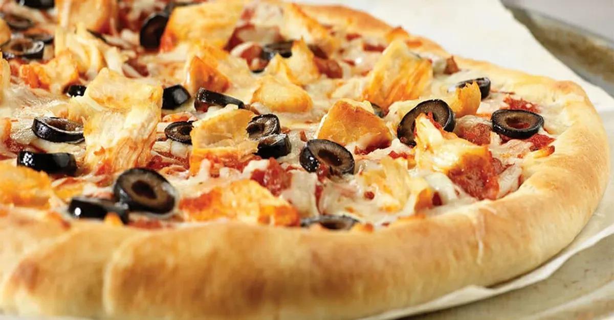 طرز تهیه پیتزا مرغ | این پیتزای خوشمزه بدون گلوتن را به راحتی در خانه درست کن