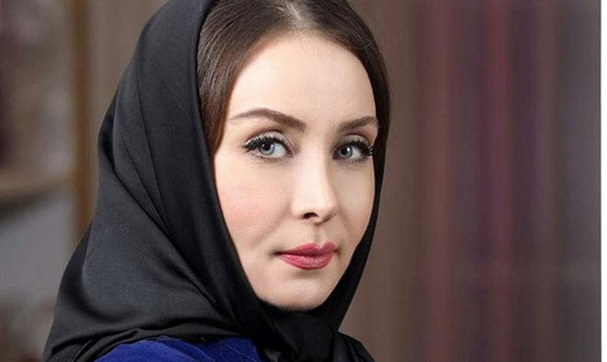 حدیث فولادوند در اکران فیلم ترانه عاشقانه | چهره متفاوت حدیث فولادوند با موهای بلوند