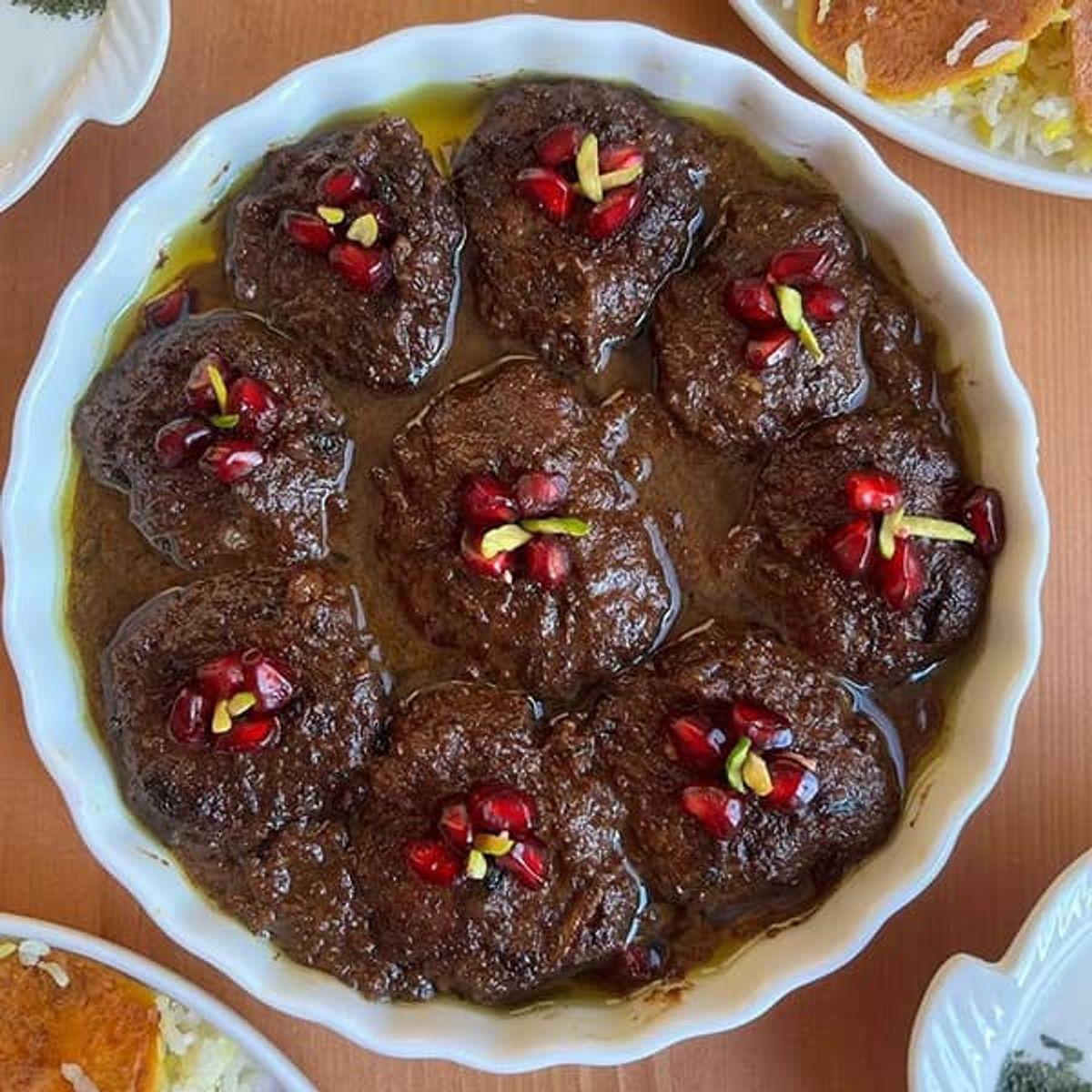 دستور پخت شامی کباب لرستانی | غذای خوشمزه با ترکیب گوشت و پیاز و گردو +ویدئو